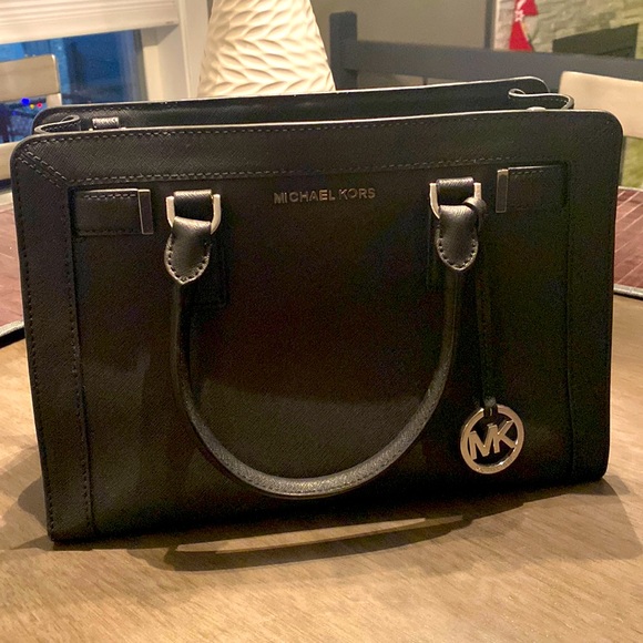 Michael Kors Handbags - Michael Kors